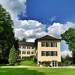Schloss Burgellern - Genuss Und Geschichte Seit 1726 Hotel 4*
