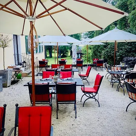 Schloss Burgellern - Genuss Und Geschichte Seit 1726 4*