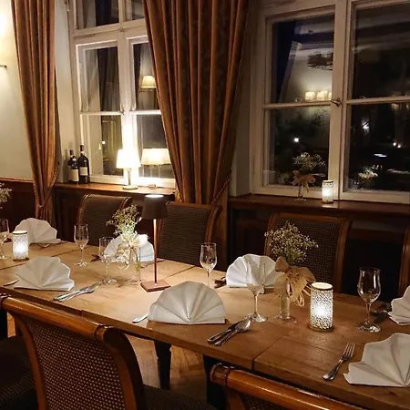 Schloss Burgellern - Genuss Und Geschichte Seit 1726 Scheßlitz