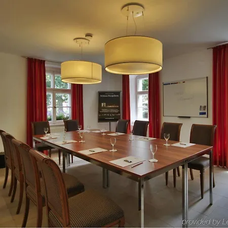 Hotel Schloss Burgellern - Genuss Und Geschichte Seit 1726 4*
