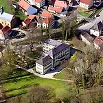 Schloss Burgellern - Genuss Und Geschichte Seit 1726 4* Scheßlitz