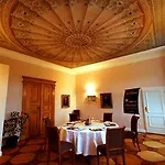 Schloss Burgellern - Genuss Und Geschichte Seit 1726 4*