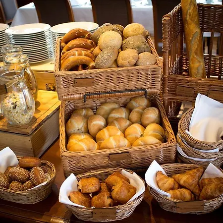 Schloss Burgellern - Genuss Und Geschichte Seit 1726 Scheßlitz