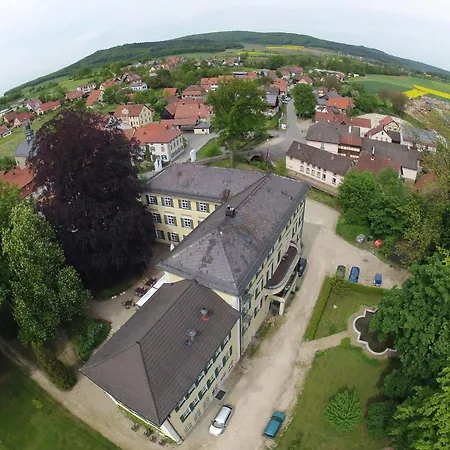 Schloss Burgellern - Genuss Und Geschichte Seit 1726 فندق 4*